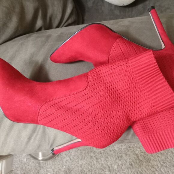 Vibrant Red Knit 4" stiletto fashion boots. - Picture 2 of 6